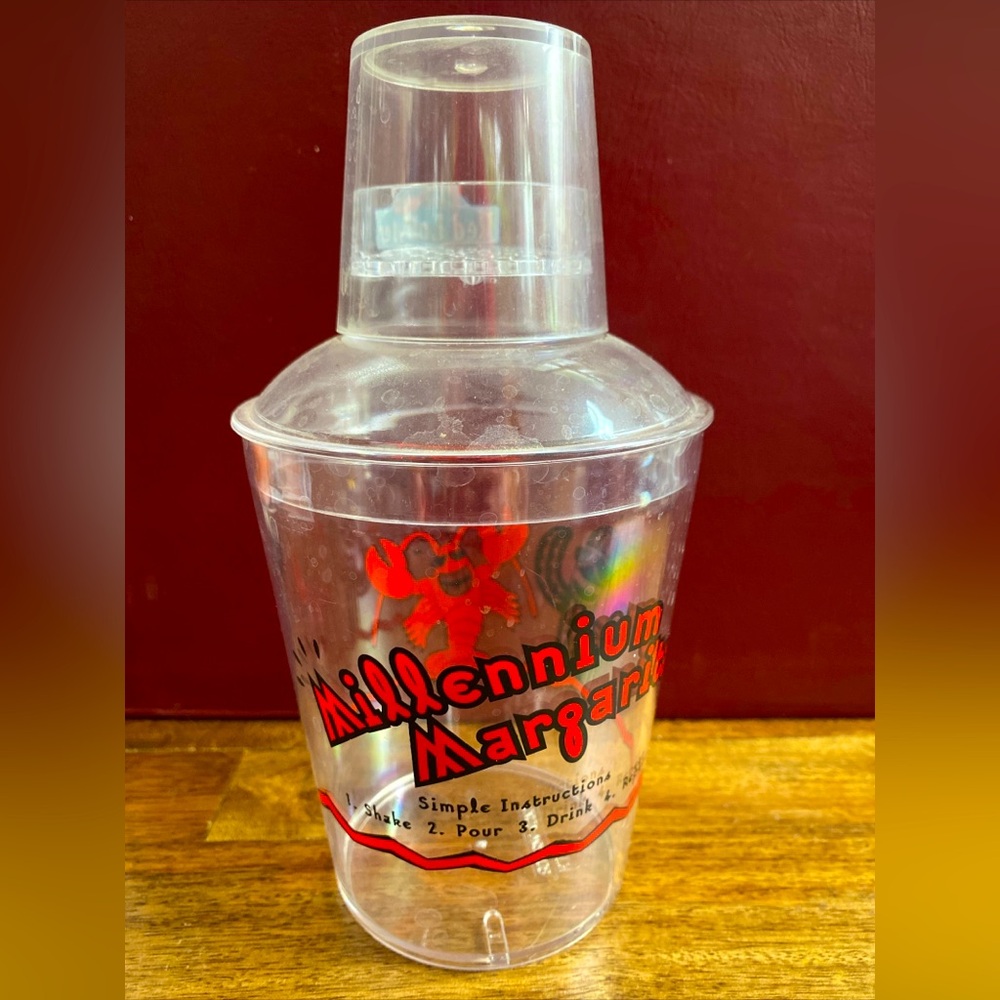 Red Lobster Millennium Margarita / Shaker, Strainer & Shot Glass *Complete*